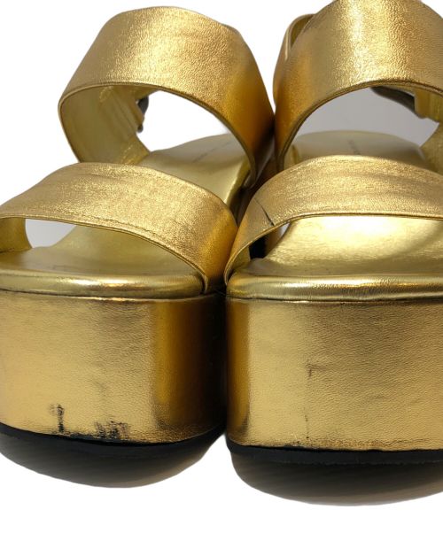 DRIES VAN NOTEN（ドリスヴァンノッテン）DRIES VAN NOTEN (ドリスヴァンノッテン) 厚底 ストラップ サンダル ゴールド サイズ:35の古着・服飾アイテム