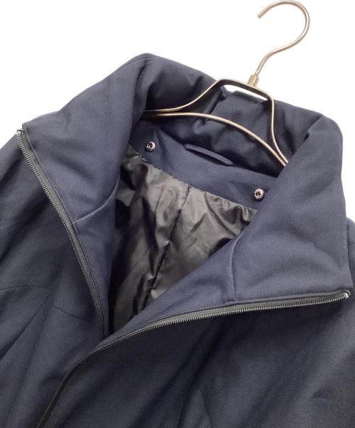 DESCENTE（デサント）DESCENTE (デサント) スタンドカラーインフードスタイリッシュコート ネイビー サイズ:Mの古着・服飾アイテム