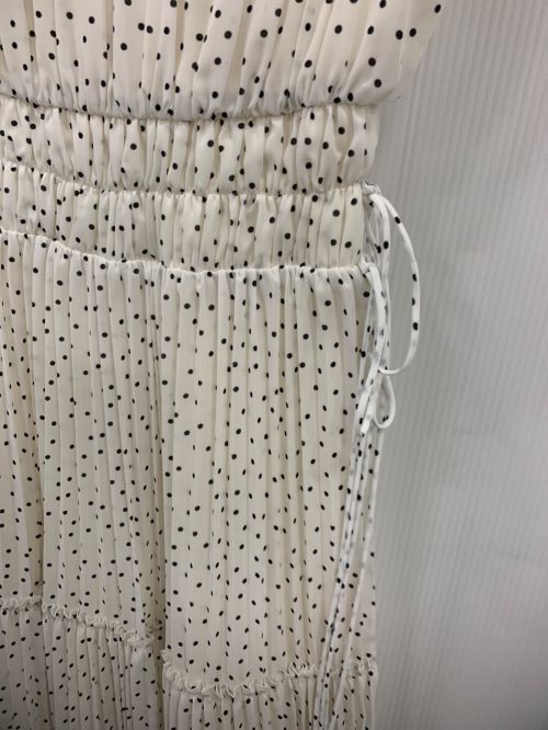 HER LIP TO（ハーリップトゥ）Her lip to (ハーリップトゥ) Pin Dot Pleated Long Dress ホワイト×ブラック サイズ:Sの古着・服飾アイテム