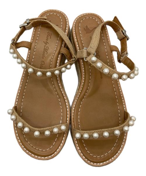 TSURU by MARIKO OIKAWA（ツルバイマリコオイカワ）TSURU by MARIKO OIKAWA (ツルバイマリコオイカワ) パール ウェッジ ソール サンダル ベージュ サイズ:38の古着・服飾アイテム