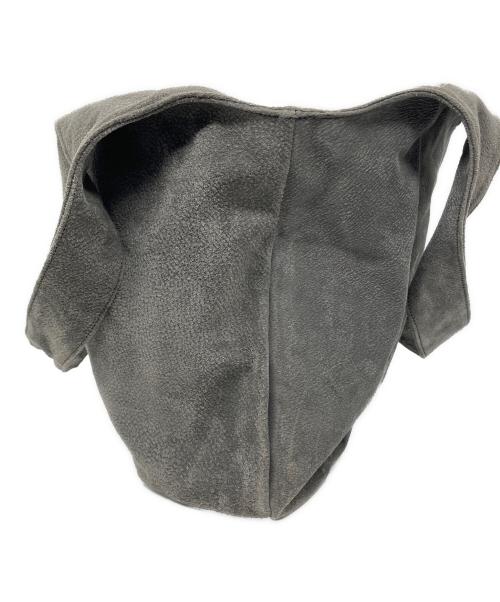 TOKYO LEATHER FACTORY（トウキョウ レザー ファクトリー）TOKYO LEATHER FACTORY (トウキョウ レザー ファクトリー) 洗える革のドロップトートバッグ グレーの古着・服飾アイテム