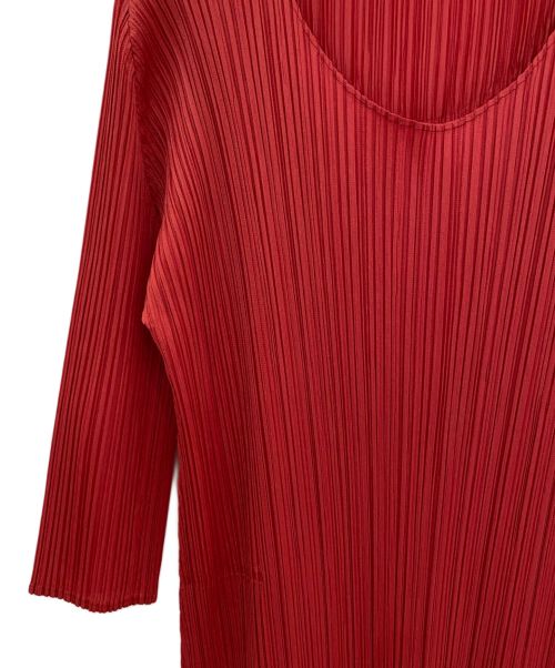 PLEATS PLEASE（プリーツプリーズ）PLEATS PLEASE (プリーツプリーズ) プリーツワンピース レッド サイズ:3の古着・服飾アイテム
