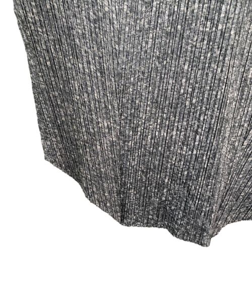 PLEATS PLEASE（プリーツプリーズ）PLEATS PLEASE (プリーツプリーズ) プリーツワンピース グレー サイズ:4の古着・服飾アイテム
