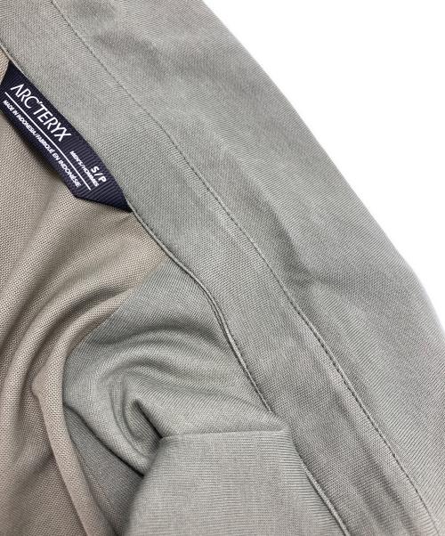 ARC'TERYX（アークテリクス）ARC'TERYX (アークテリクス) ERIS Polo オリーブ サイズ:Sの古着・服飾アイテム