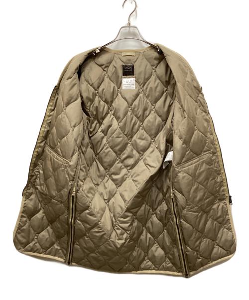 TAION（タイオン）TAION (タイオン) ミリタリー Vネックジップ ダウンコート ベージュ サイズ:XSの古着・服飾アイテム