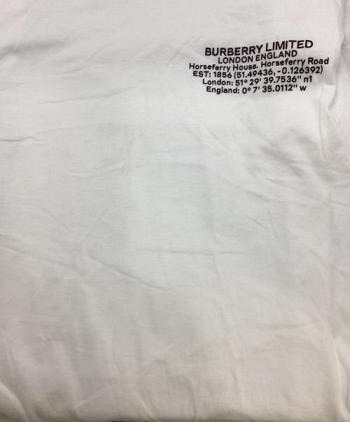 BURBERRY（バーバリー）BURBERRY (バーバリー) ロゴ ロケーションプリント オーバーサイズTシャツ ホワイト サイズ:Sの古着・服飾アイテム
