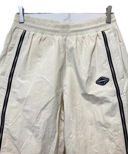 unknown（アンノーン）Unknown (アンノーン) Cream Tonal Zip Track Pants アイボリー サイズ:Lの古着・服飾アイテム