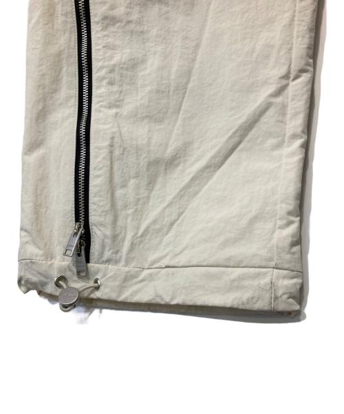 unknown（アンノーン）Unknown (アンノーン) Cream Tonal Zip Track Pants アイボリー サイズ:Lの古着・服飾アイテム