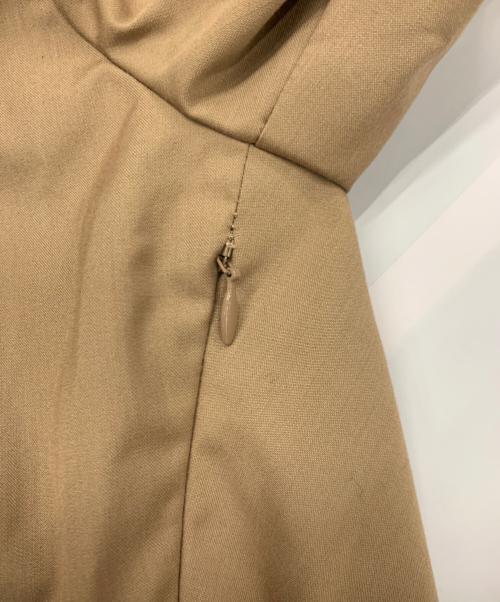 HER LIP TO（ハーリップトゥ）HER LIP TO (ハーリップトゥ) Roches Open Back Jumpsuit ベージュ サイズ:Mの古着・服飾アイテム