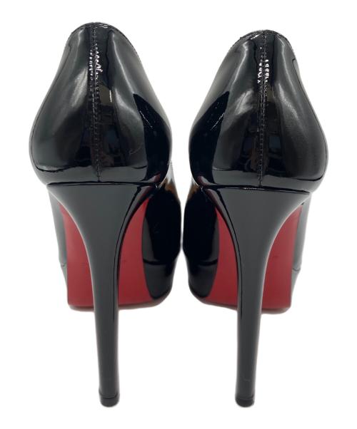 Christian Louboutin（クリスチャン・ルブタン）Christian Louboutin (クリスチャン・ルブタン) エナメルパンプス ブラック サイズ:35の古着・服飾アイテム