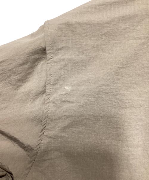 CMF OUTDOOR GARMENT（コンフィーアウトドアガーメント）CMF OUTDOOR GARMENT (コンフィーアウトドアガーメント) OVERLAY JACKET ベージュ サイズ:XLの古着・服飾アイテム