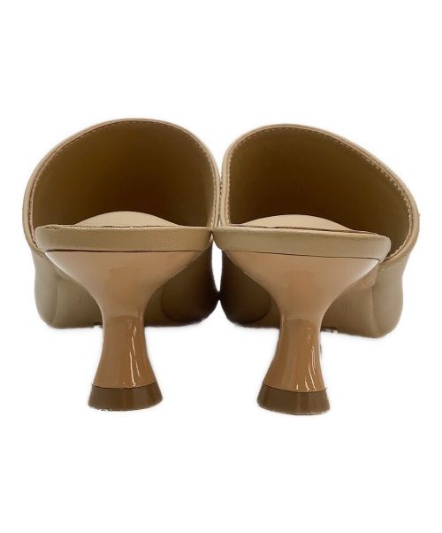 TONY BIANCO（トニービアンコ）TONY BIANCO (トニービアンコ) KORAサンダル ベージュ サイズ:5の古着・服飾アイテム