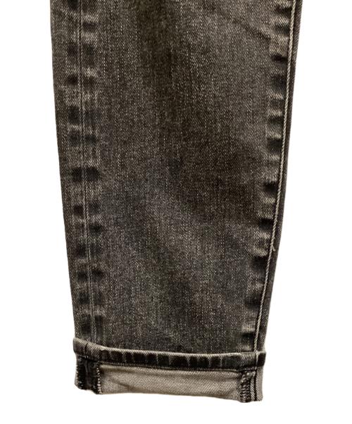 JOHN LAWRENCE SULLIVAN（ジョン ローレンス サリバン）JOHN LAWRENCE SULLIVAN (ジョン ローレンス サリバン) WASHED DENIM TAPERED PANTS/ウォッシュドデニムテーパードパンツ グレー サイズ:36の古着・服飾アイテム