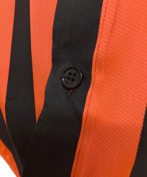 MARCELO BURLON（マルセロバーロン）MARCELO BURLON (マルセロバーロン) 半袖シャツ オレンジ サイズ:L 未使用品の古着・服飾アイテム