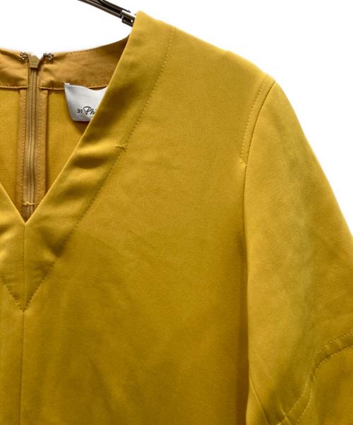 3.1 phillip lim（スリーワンフィリップリム）3.1 phillip lim (スリーワンフィリップリム) スカーフネックショートスリーブワンピース ゴールドの古着・服飾アイテム