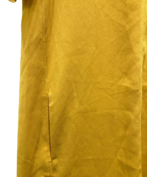 3.1 phillip lim（スリーワンフィリップリム）3.1 phillip lim (スリーワンフィリップリム) スカーフネックショートスリーブワンピース ゴールドの古着・服飾アイテム