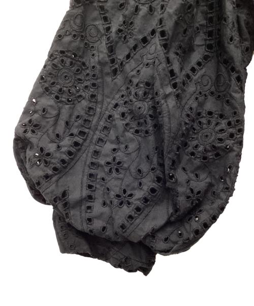 GANNI（ガニー）Ganni (ガニー) カットワークワンピース ブラック サイズ:SIZE 40の古着・服飾アイテム
