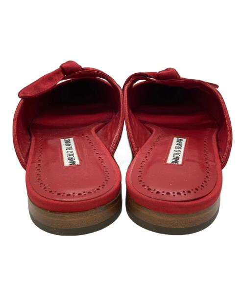 Manolo Blahnik（マノロブラニク）Manolo Blahnik (マノロブラニク) サテンミュール レッド サイズ:38 1/2の古着・服飾アイテム