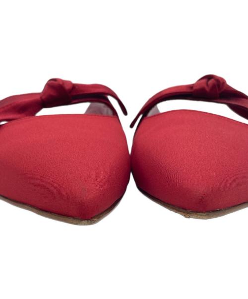 Manolo Blahnik（マノロブラニク）Manolo Blahnik (マノロブラニク) サテンミュール レッド サイズ:38 1/2の古着・服飾アイテム