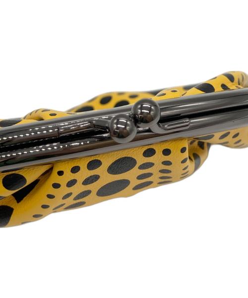 yayoi kusama（ヤヨイクサマ）yayoi kusama (ヤヨイクサマ) がま口財布 イエローの古着・服飾アイテム