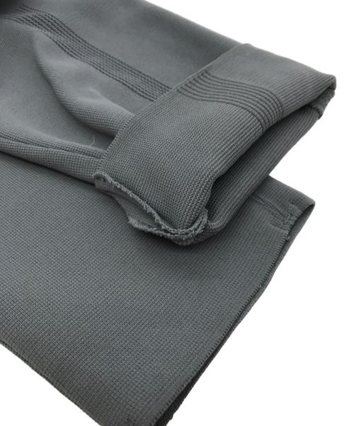 CFCL（シーエフシーエル）CFCL (シーエフシーエル) MILAN RIB TAPERED PANTS グレー サイズ:1の古着・服飾アイテム