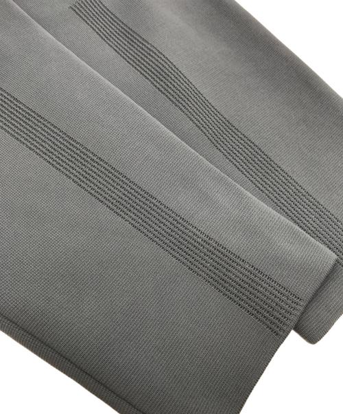 CFCL（シーエフシーエル）CFCL (シーエフシーエル) MILAN RIB TAPERED PANTS グレー サイズ:1の古着・服飾アイテム