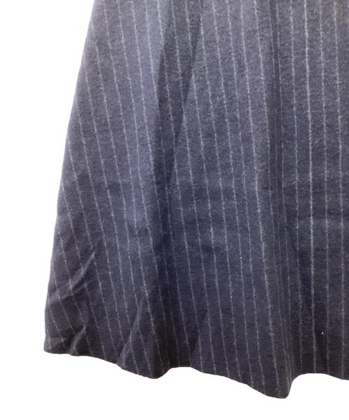 icB（アイシービー）icB (アイシービー) ミルドウール ストライプ柄ニットスカート ネイビー サイズ:Sの古着・服飾アイテム