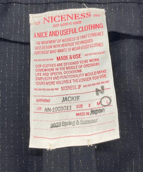 NICENESS（ナイスネス）NICENESS (ナイスネス) JACKIE スペイシャルストライプブレザー / NICHOLSONスペイシャルストライプスラックス ブラック サイズ:Lの古着・服飾アイテム