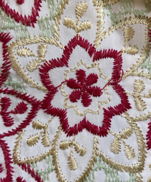 TOCCA（トッカ）TOCCA (トッカ) 刺繍ワンピース ピンクの古着・服飾アイテム