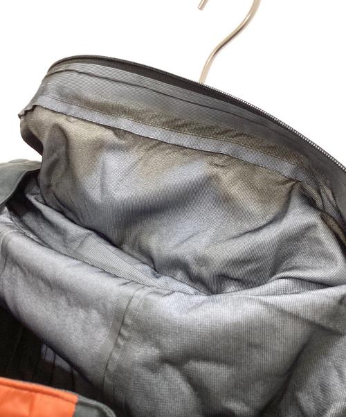 MOUNTAIN HARD WEAR（マウンテンハードウェア）MOUNTAIN HARD WEAR (マウンテンハードウェア) N.HOOLYWOOD (エヌ ハリウッド) City Dwellers Long Down Coat グレー サイズ:38の古着・服飾アイテム