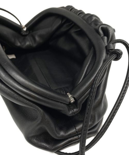 BOTTEGA VENETA（ボッテガベネタ）BOTTEGA VENETA (ボッテガベネタ) MINI THE POUCH ブラック サイズ:mini/ミニの古着・服飾アイテム
