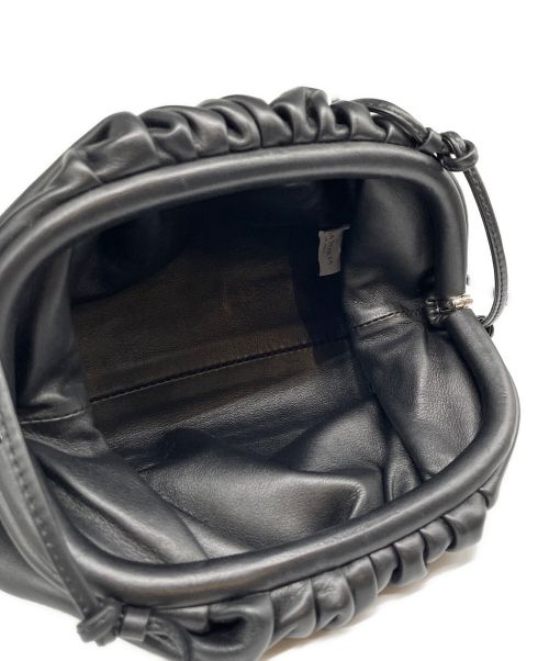 BOTTEGA VENETA（ボッテガベネタ）BOTTEGA VENETA (ボッテガベネタ) MINI THE POUCH ブラック サイズ:mini/ミニの古着・服飾アイテム