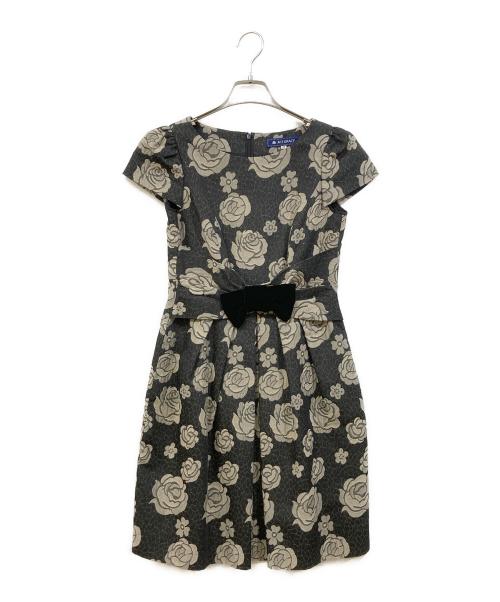 M'S GRACY（エムズグレイシー）M'S GRACY (エムズグレイシー) ウエストリボンジャガードタックワンピース グレー サイズ:SIZE 36の古着・服飾アイテム