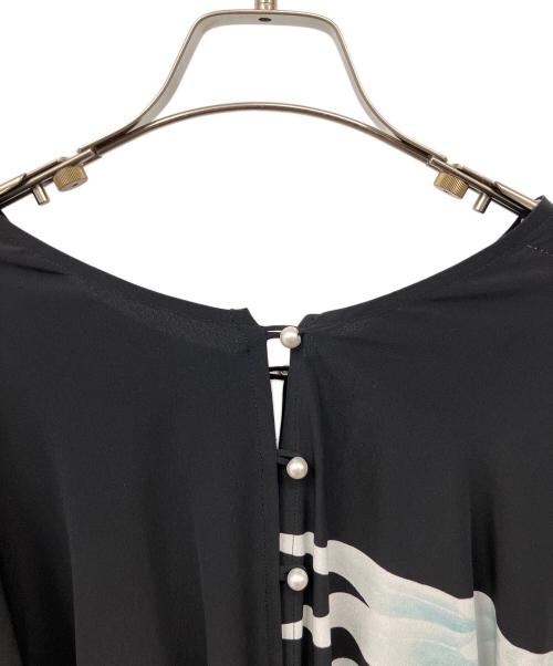 YUMI KATSURA（ユミカツラ）YUMI KATSURA (ユミカツラ) CAPE TSURU ブラック サイズ:Freeの古着・服飾アイテム