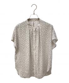 23区（ニジュウサンク）の古着「バックサテンアムンゼン ドットプリント ブラウス」｜グレー