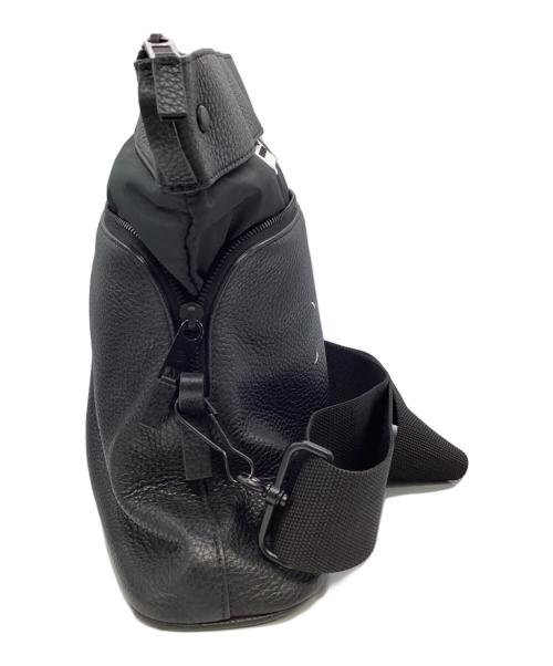 Maison Margiela（メゾンマルジェラ）Maison Margiela (メゾンマルジェラ) 5AC ディアスキンショルダーバッグ ブラックの古着・服飾アイテム