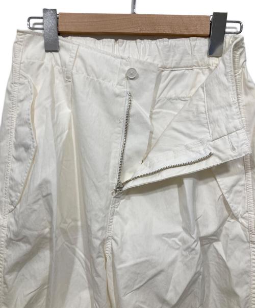 MUSE de Deuxieme Classe（ミューズ ドゥーズィエム クラス）MUSE de Deuxieme Classe (ミューズ ドゥーズィエム クラス) military カーゴパンツ ホワイト サイズ:36の古着・服飾アイテム