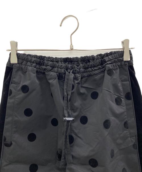 ESSENTIAL DOUBLE STANDARD CLOTHING（エッセンシャルダブルスタンダードクロージング）ESSENTIAL DOUBLE STANDARD CLOTHING (エッセンシャルダブルスタンダードクロージング) サイドベロアトラックパンツ ブラック サイズ:36の古着・服飾アイテム