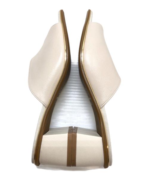 卑弥呼（ヒミコ）卑弥呼 (ヒミコ) メタルラインミュールサンダル ベージュ サイズ:23.5CMの古着・服飾アイテム