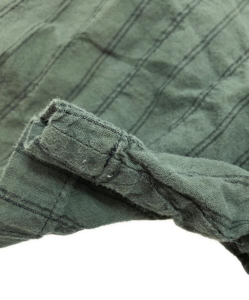 A.P.C.（アーペーセー）A.P.C. (アーペーセー) コットンストライプ半袖シャツ グリーン サイズ:XSの古着・服飾アイテム
