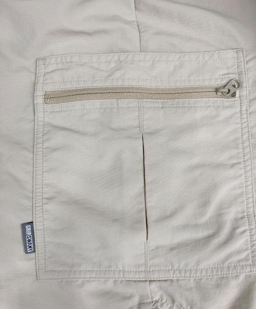 GRIP SWANY（グリップスワニー）GRIP SWANY (グリップスワニー) BEAUTY&YOUTH (ビューティーアンドユース) ナイロン長袖シャツ ベージュ サイズ:Lの古着・服飾アイテム