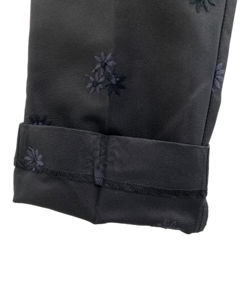 Bluelea（ブルレア）Bluelea (ブルレア) Original embroidery pants ブラックの古着・服飾アイテム