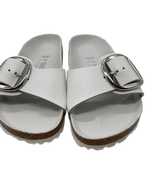 BIRKENSTOCK（ビルケンシュトック）BIRKENSTOCK (ビルケンシュトック) Madrid BIG Buckle ホワイト サイズ:23cmの古着・服飾アイテム