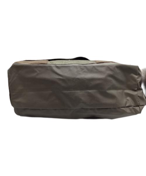 PORTER（ポーター）PORTER (ポーター) VAINL ARCHIVE (ヴァイナルアーカイブ) ナイロンショルダーバッグ オリーブ 未使用品の古着・服飾アイテム