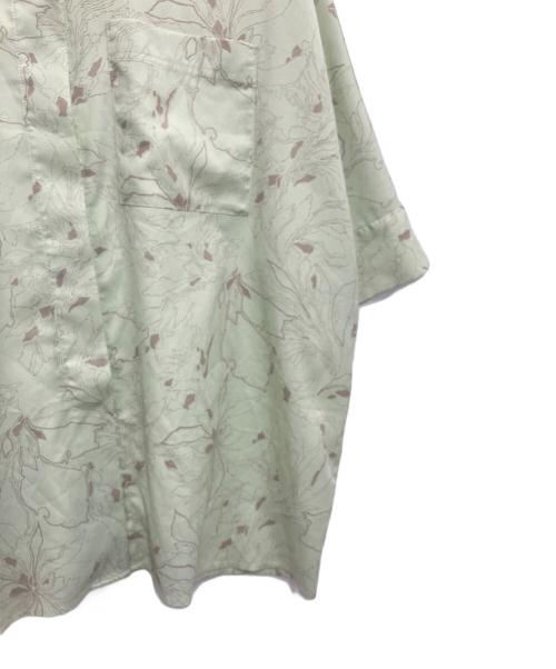 CLANE（クラネ）CLANE (クラネ) ラインフラワーオーバーシャツ グリーン サイズ:FREEの古着・服飾アイテム