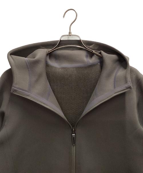 DESCENTE（デサント）DESCENTE (デサント) オルテライン クレセント フーディパーカー オリーブ サイズ:Lの古着・服飾アイテム