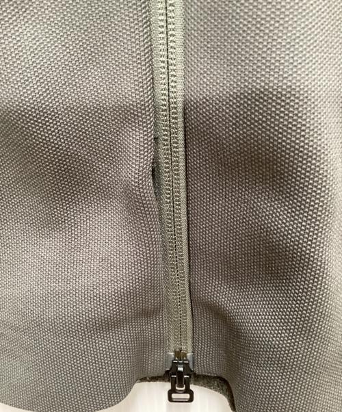 DESCENTE（デサント）DESCENTE (デサント) オルテライン クレセント フーディパーカー オリーブ サイズ:Lの古着・服飾アイテム