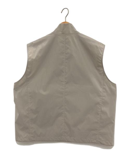 A + TOKYO（エープラス トウキョウ）A + TOKYO (エープラス トウキョウ) SOLOTEXスタンドカラーダブルジップベスト グレー サイズ:2の古着・服飾アイテム
