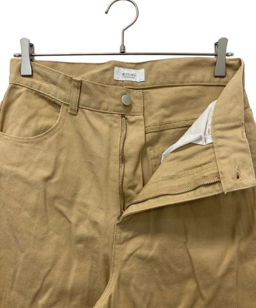 emmi（エミ）emmi (エミ) カーブシルエットデニムパンツ ベージュ サイズ:SIZE 1の古着・服飾アイテム