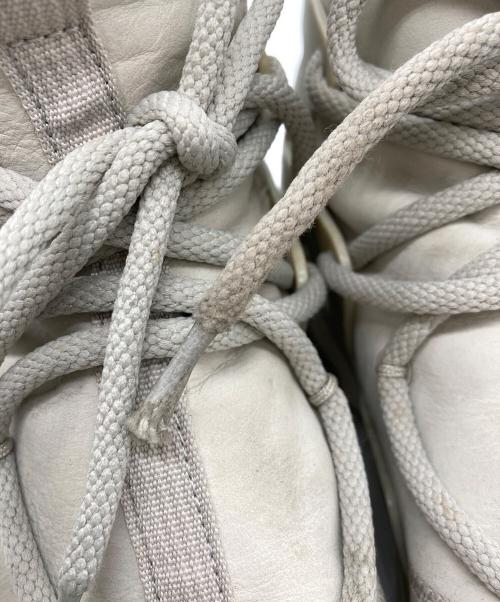 NIKE（ナイキ）NIKE (ナイキ) Fear Of God (フィア・オブ・ゴッド) スニーカー　AIR FEAR OF GOD 1　AR4237-002 グレー サイズ:26.5の古着・服飾アイテム